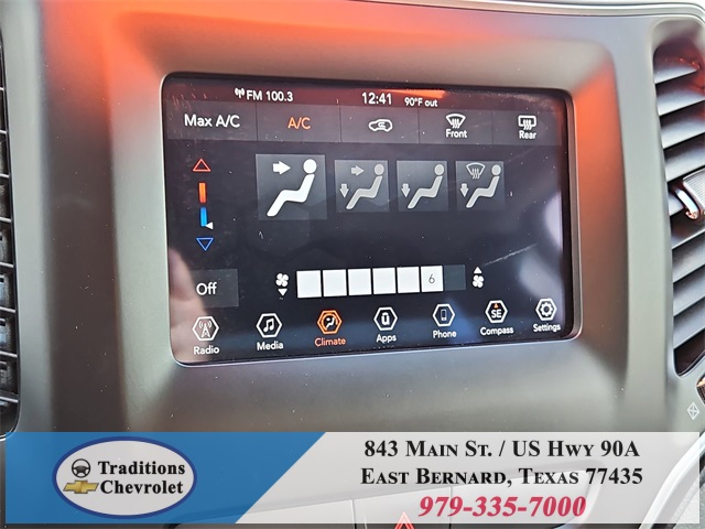 2019 Jeep Cherokee Latitude Silver at Durrett Motor Company