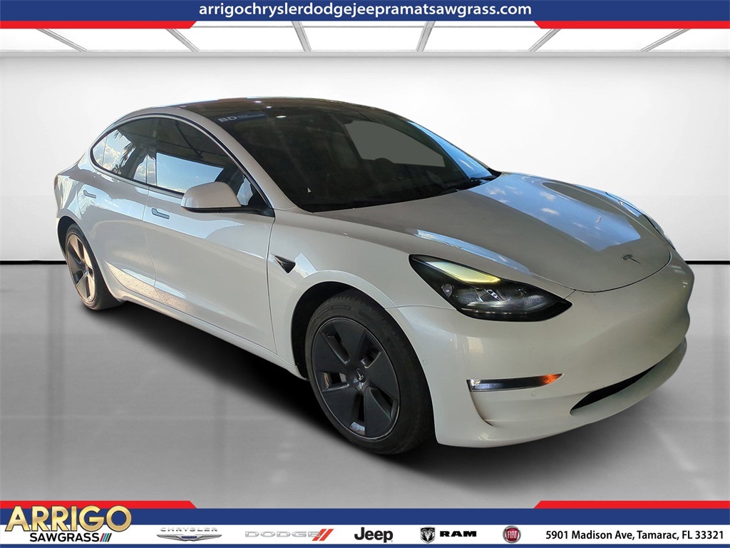 2022 Tesla Model 3 Long Range