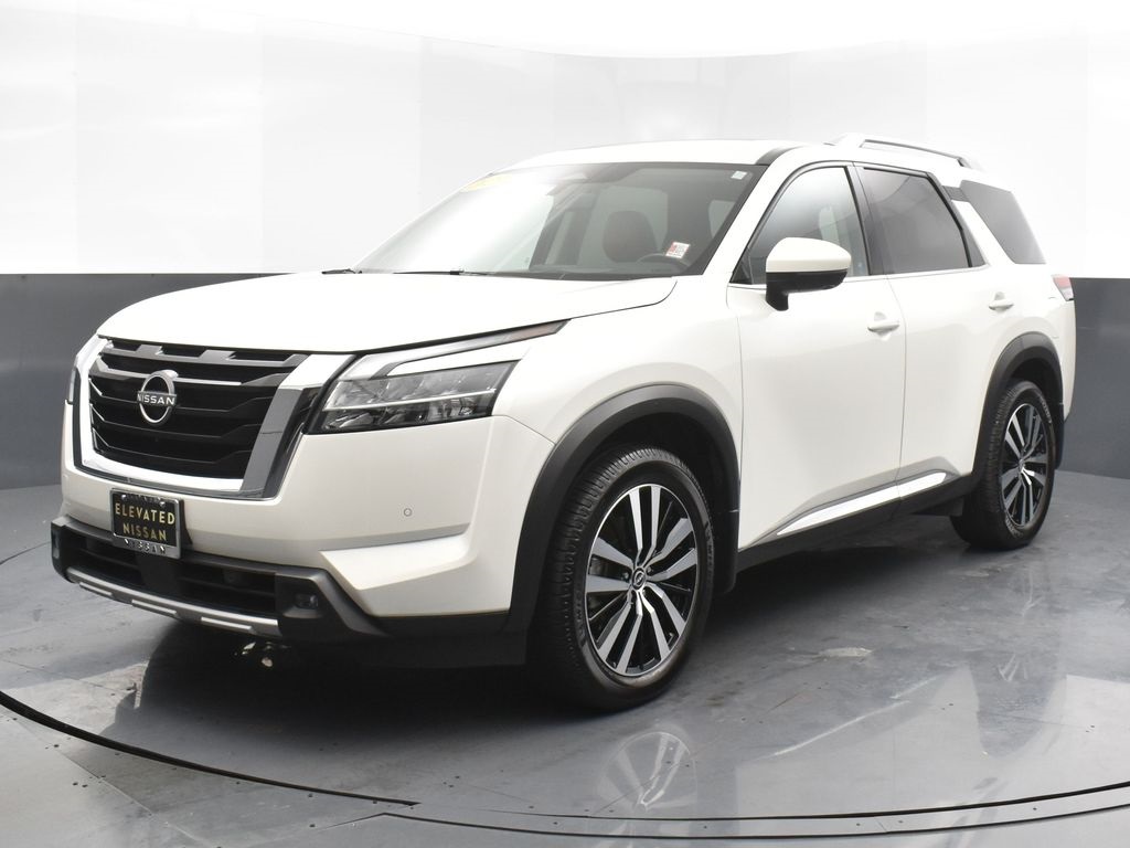 Used 2023 Nissan Pathfinder Platinum with VIN 5N1DR3DK3PC231385 for sale in Kansas City