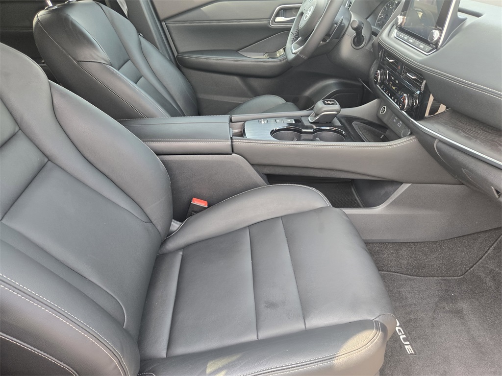 2021 Nissan Rogue SL Silver at Shottenkirk Kia Fort Bend