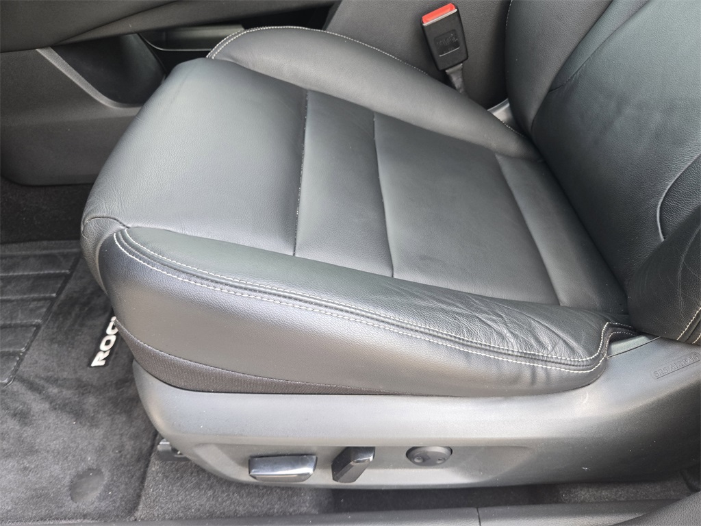 2021 Nissan Rogue SL Silver at Shottenkirk Kia Fort Bend