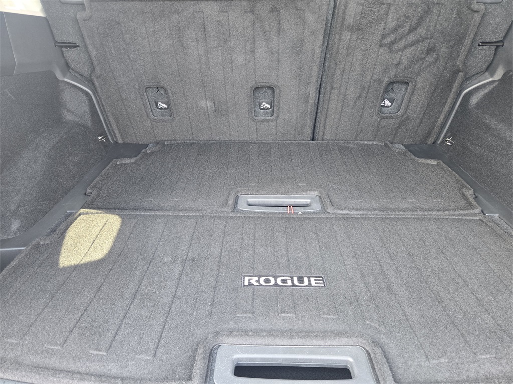 2021 Nissan Rogue SL Silver at Shottenkirk Kia Fort Bend