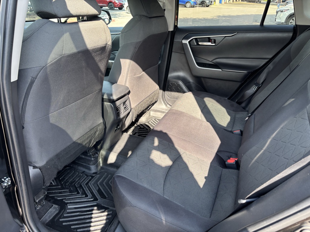 Used Car 2021 Toyota Rav4  Xle For Sale Under $20,000 In Austin, Texas