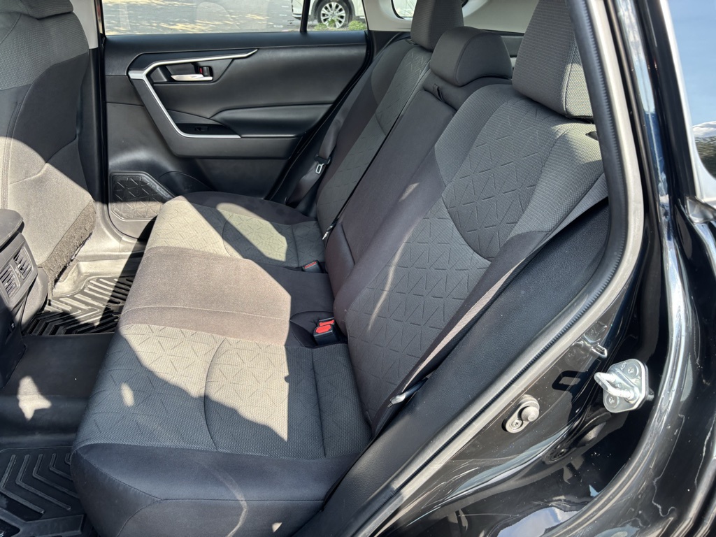 Used Car 2021 Toyota Rav4  Xle For Sale Under $20,000 In Austin, Texas