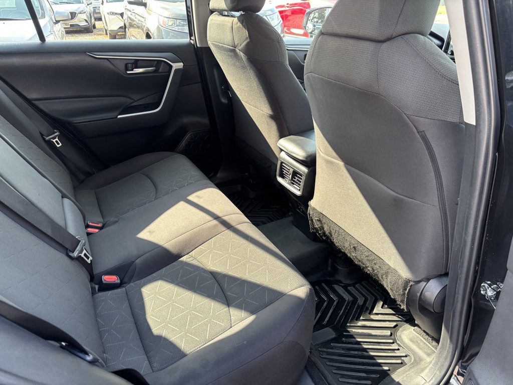 Used Car 2021 Toyota Rav4  Xle For Sale Under $20,000 In Austin, Texas