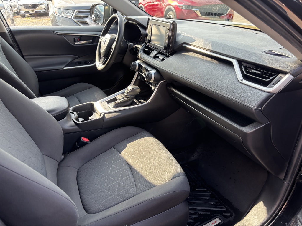 Used Car 2021 Toyota Rav4  Xle For Sale Under $20,000 In Austin, Texas