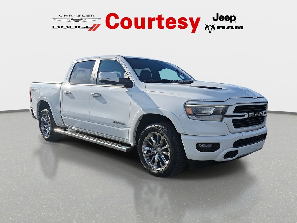 2022 RAM 1500 Laramie Crew Cab 4WD