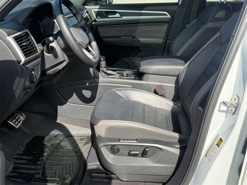 2022 Volkswagen Atlas Cross Sport 3.6L V6 SEL Premium R-Line White at DeMontrond Auto Country