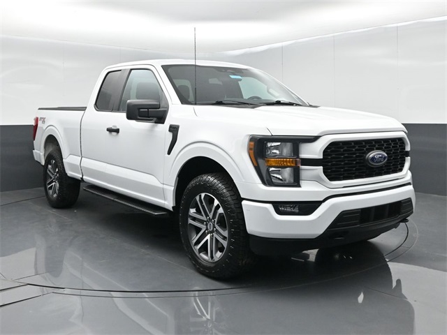 2023 Ford F-150 XL's photo