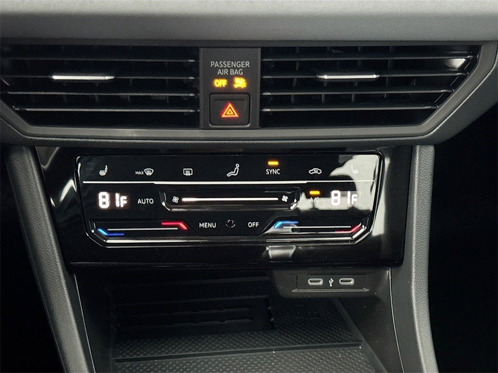 2025 Volkswagen Jetta 1.5T SE White at DeMontrond Auto Country