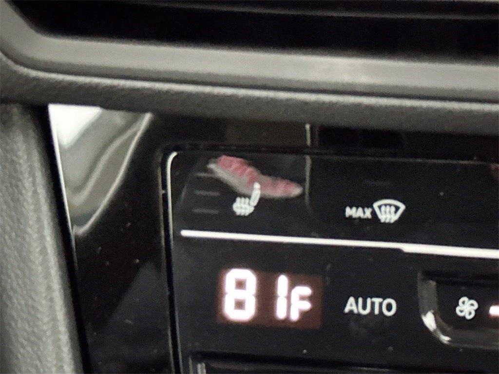 2025 Volkswagen Jetta 1.5T SE White at DeMontrond Auto Country