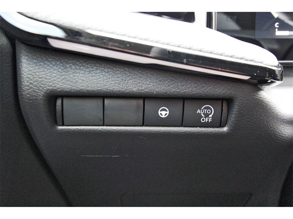 2025 Nissan Kicks SR White at South Houston Nissan