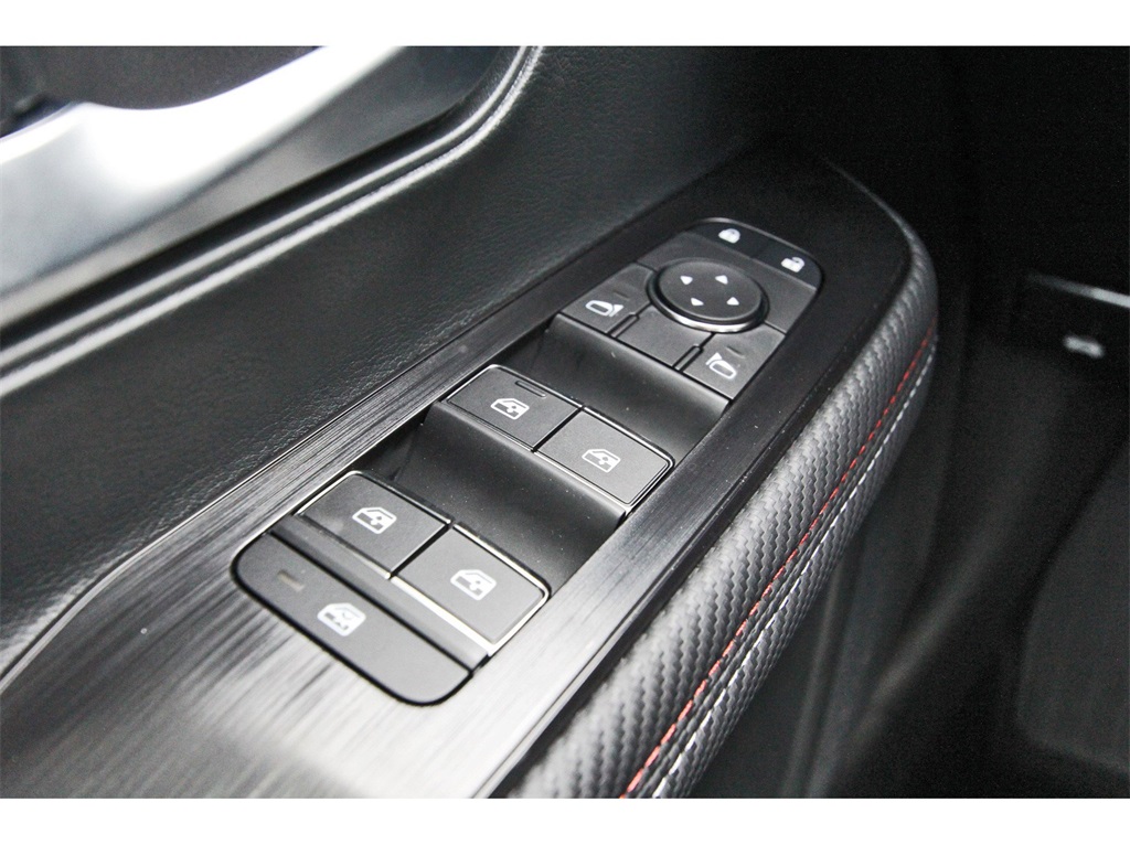 2025 Nissan Kicks SR White at South Houston Nissan