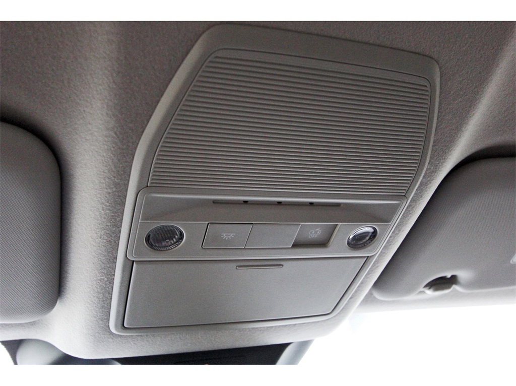 2025 Nissan Kicks SR White at South Houston Nissan