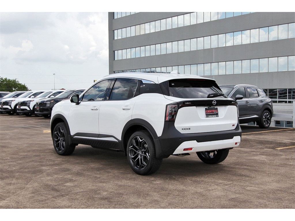 2025 Nissan Kicks SR White at South Houston Nissan