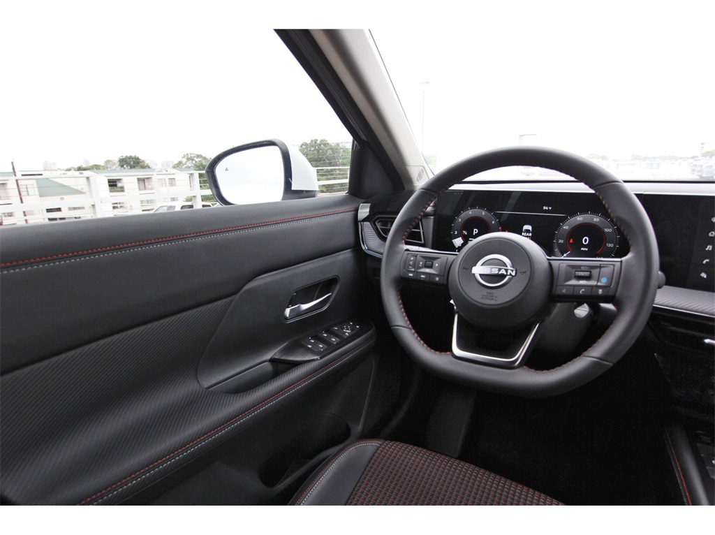 2025 Nissan Kicks SR White at South Houston Nissan