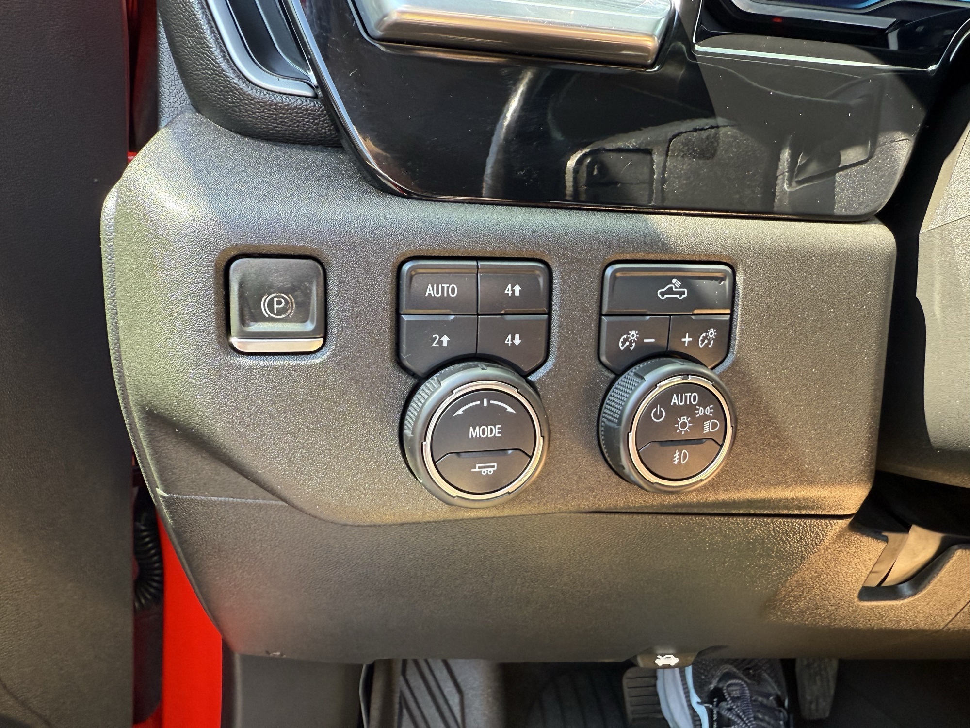 2022 Chevrolet Silverado 1500 RST photo 21