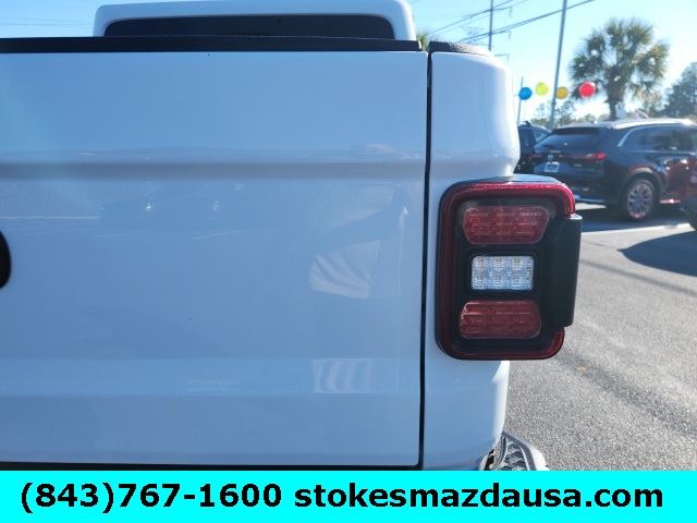 2022 Jeep Gladiator High Altitude White at Mazda of Columbia