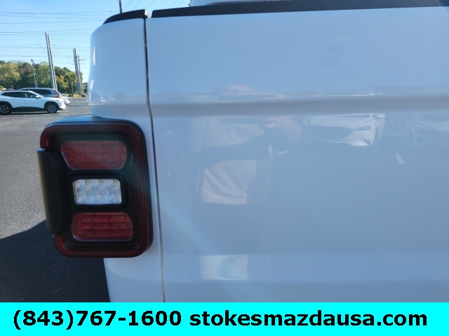 2022 Jeep Gladiator High Altitude White at Mazda of Columbia