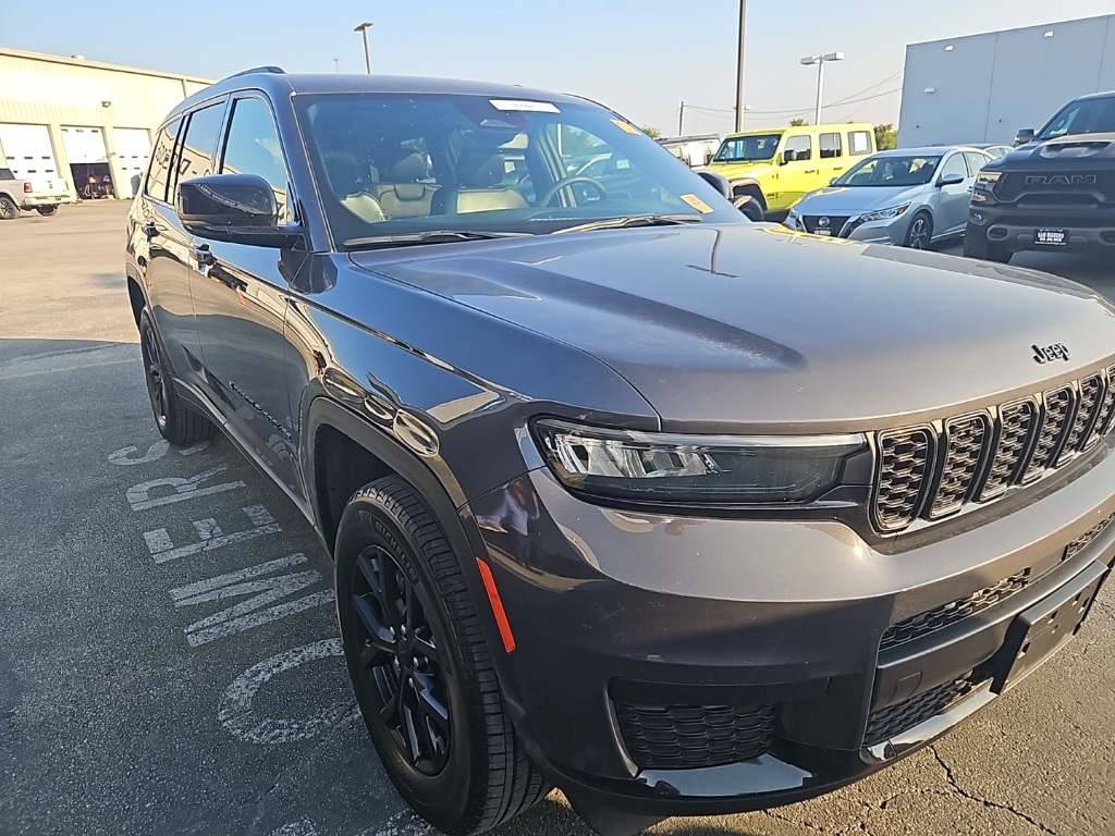 Used Car 2024 Jeep Grand Cherokee L  Altitude For Sale In San Marcos, Texas
