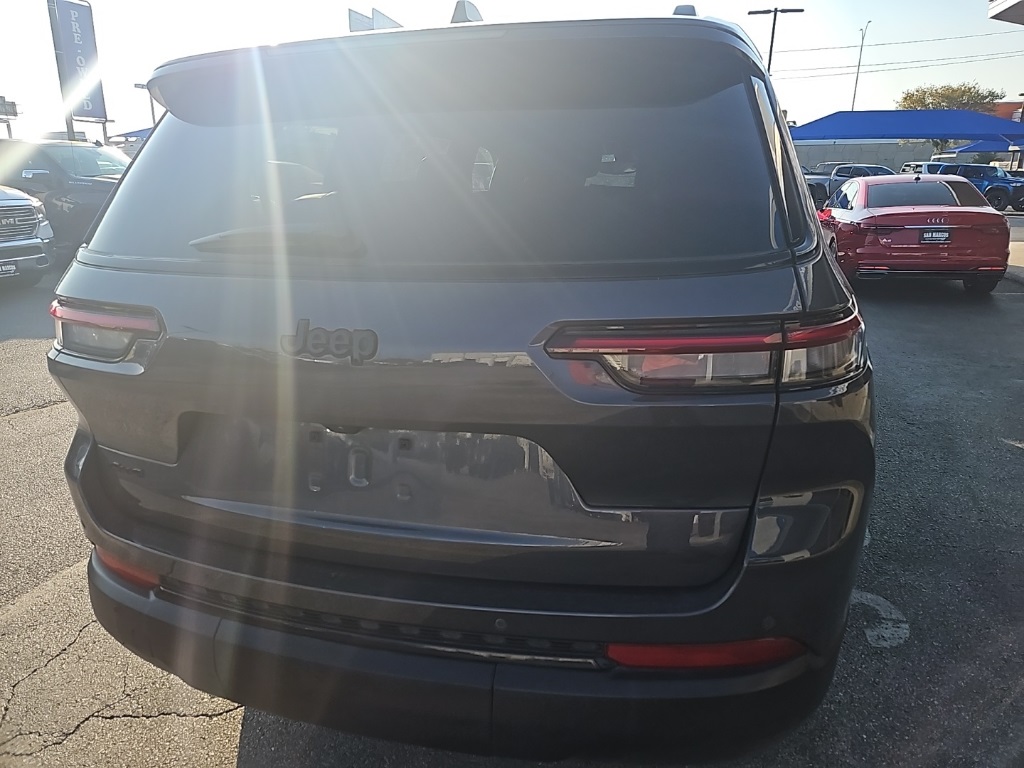 Used Car 2024 Jeep Grand Cherokee L  Altitude For Sale In San Marcos, Texas