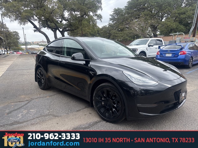 Used Car 2023 Tesla Model Y  Long Range For Sale Under $35,000 In San Antonio, Texas