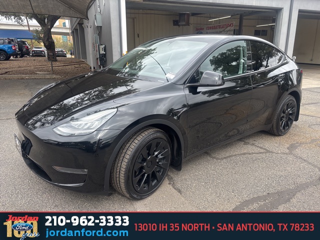 Used Car 2023 Tesla Model Y  Long Range For Sale Under $35,000 In San Antonio, Texas