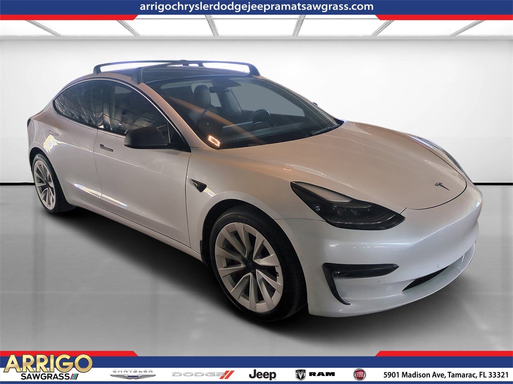 2022 Tesla Model 3 Long Range's photo