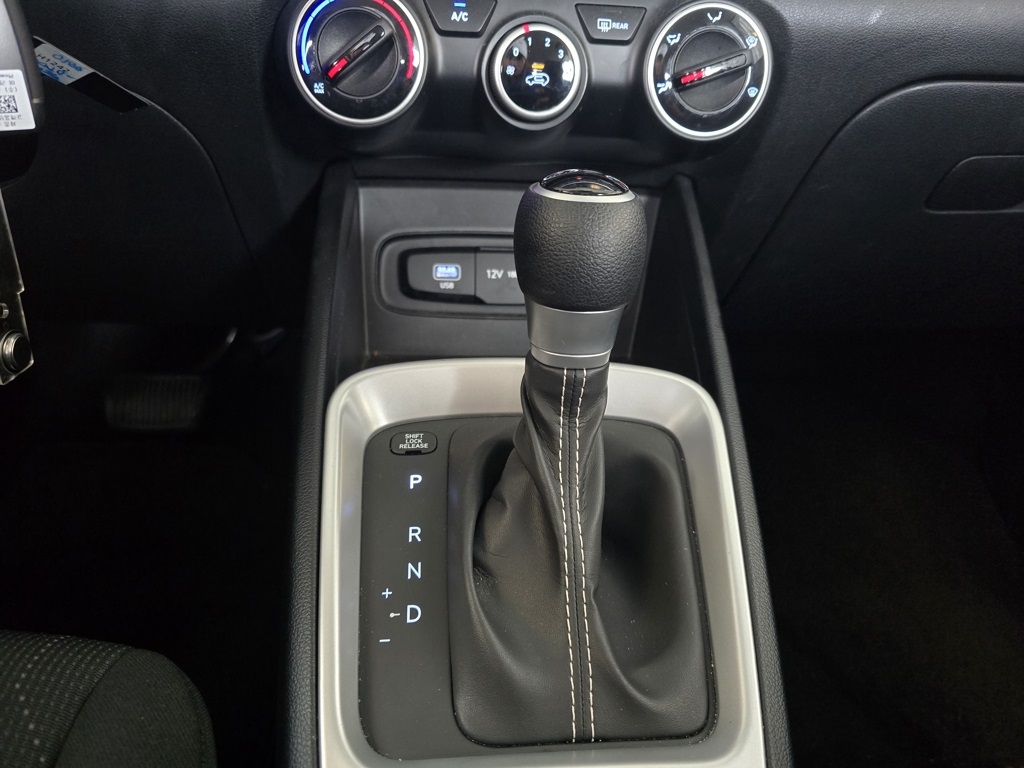 Used Car 2024 Hyundai Venue  Se For Sale Under $25,000 In San Juan, Puerto Rico