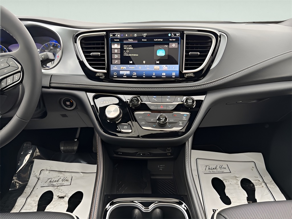 2026 Chrysler Pacifica