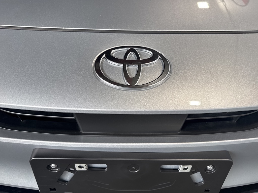Thumbnail: 2025 Toyota Prius - 14