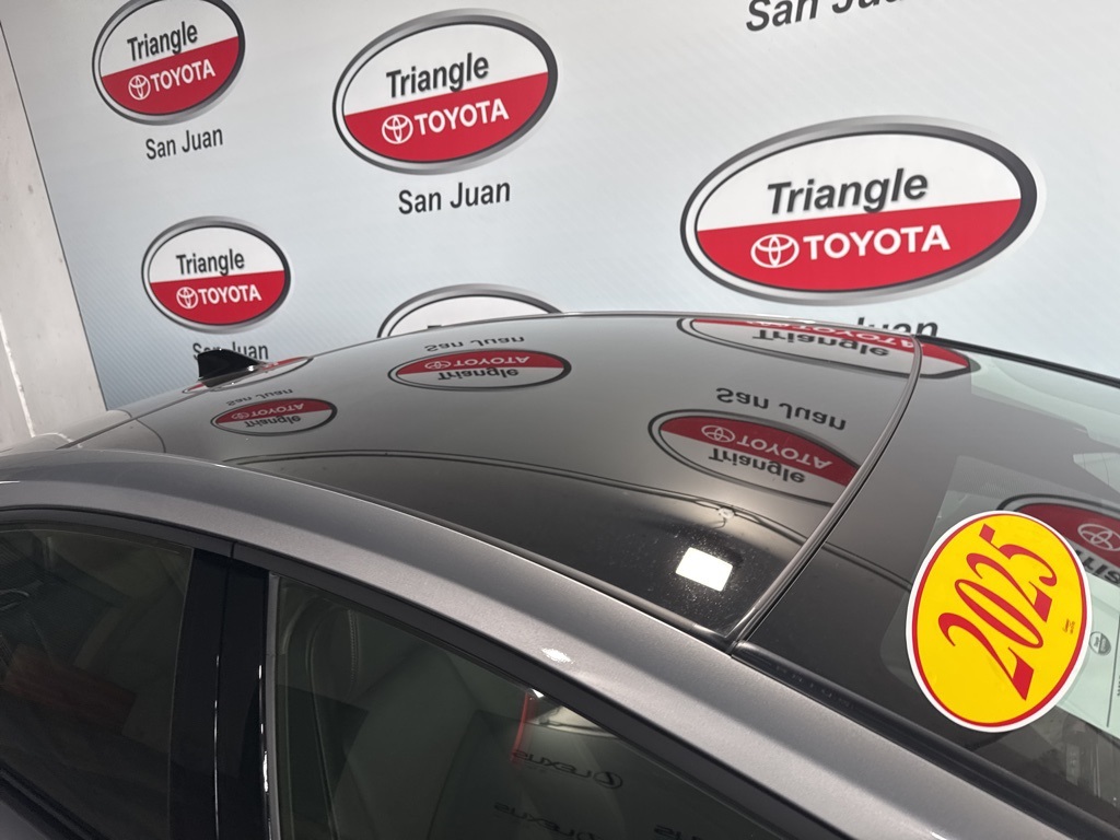 Thumbnail: 2025 Toyota Prius - 9