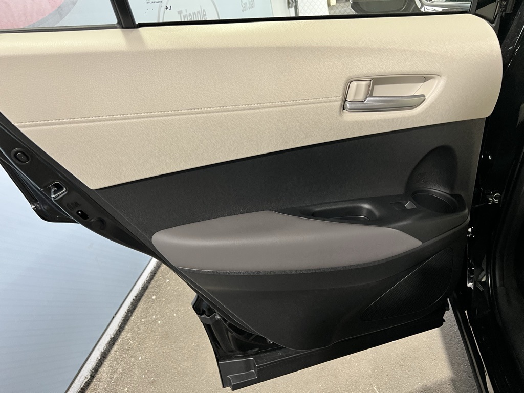 Thumbnail: 2026 Toyota Corolla Cross - 25