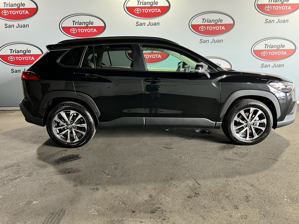 Thumbnail: 2026 Toyota Corolla Cross - 6