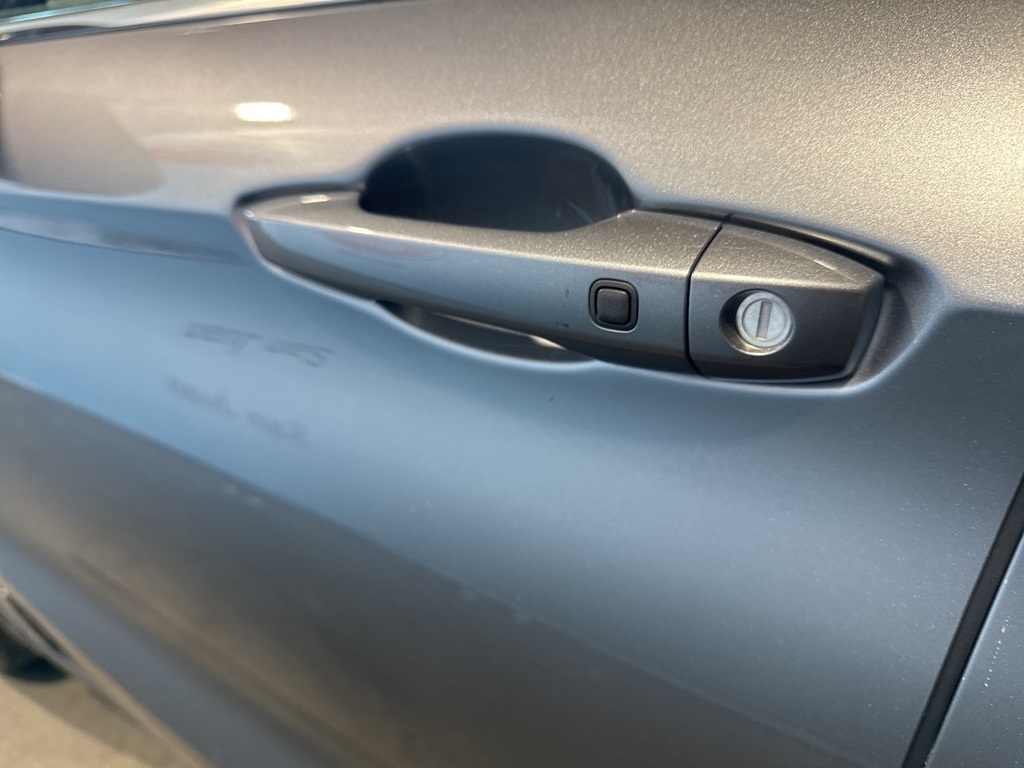 Thumbnail: 2024 Mitsubishi Outlander - 13