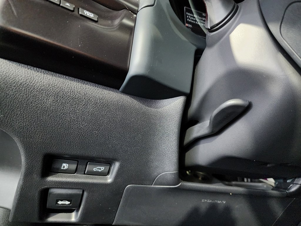 Thumbnail: 2025 Lexus UX - 14