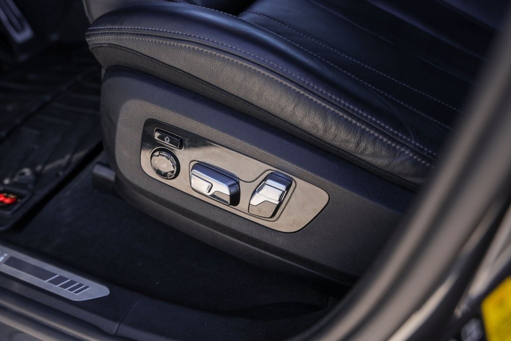 Used Car 2020 Bmw X6  M50i For Sale Under $50,000 In Austin, Texas