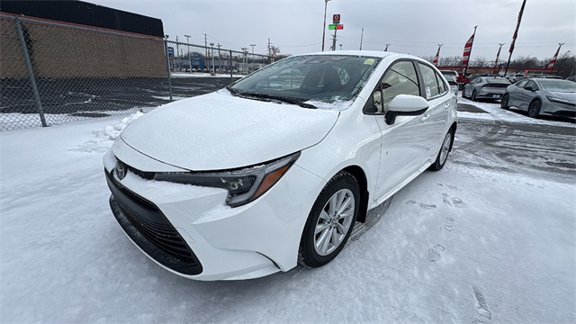 2026 Toyota Corolla Hybrid LE FWD