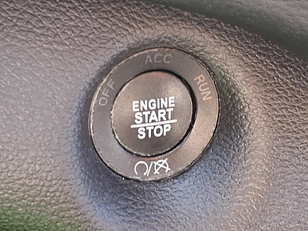 2020 Jeep Cherokee Altitude Silver at DeMontrond Automotive Group