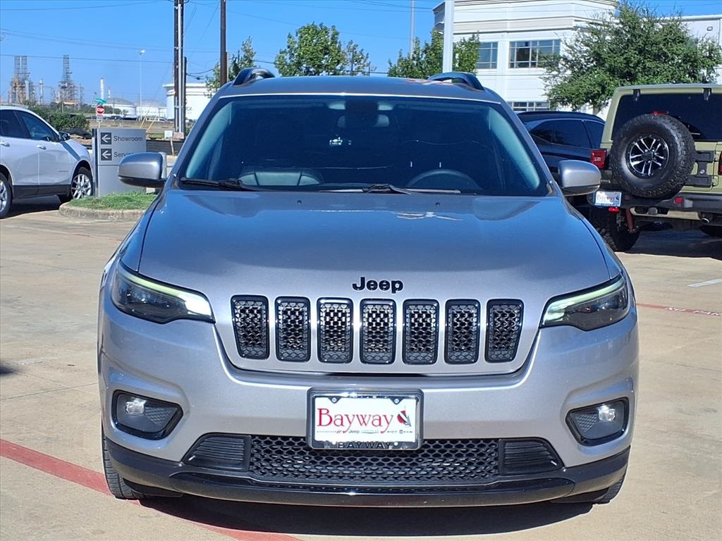 2020 Jeep Cherokee Altitude Silver at DeMontrond Automotive Group