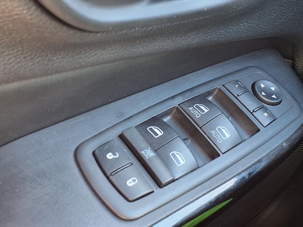 2020 Jeep Cherokee Altitude Silver at DeMontrond Automotive Group