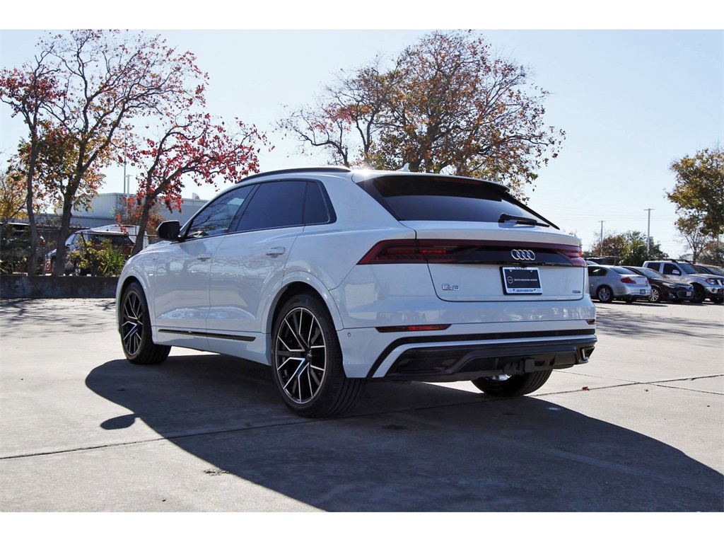 2019 Audi Q8   at Ultimate Motorsports