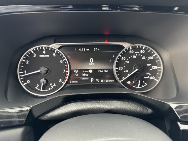 2025 Nissan Pathfinder SV photo 4