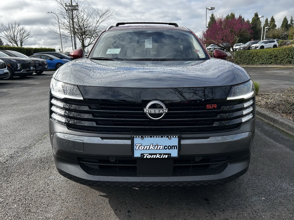 2025 Nissan Kicks SR photo 2