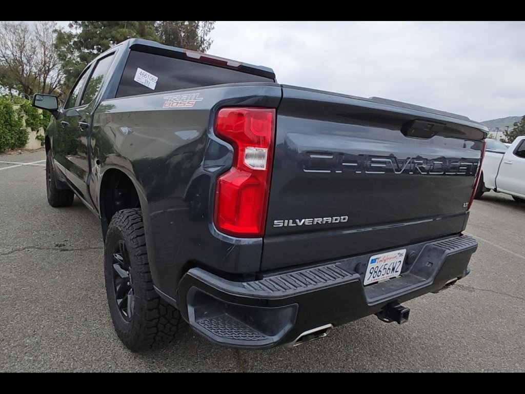 Used 2020 Chevrolet Silverado 1500 LT Trail Boss with VIN 3GCPYFED9LG141624 for sale in Kansas City