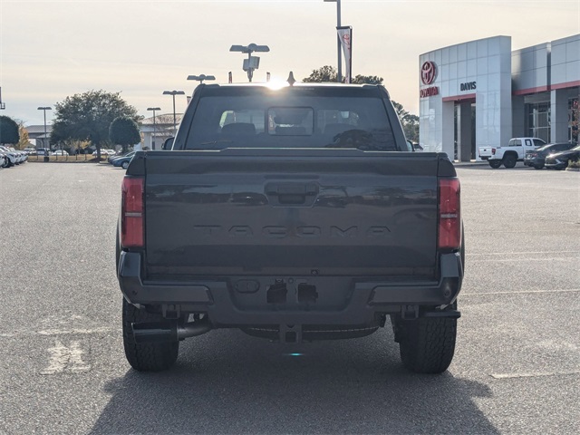 2024 Toyota Tacoma TRD Off-Road - 3