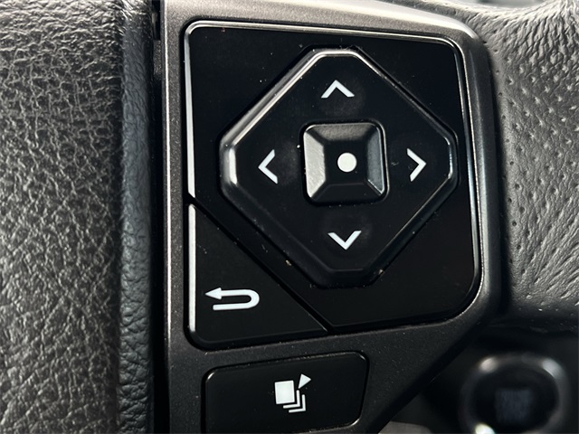 2022 Toyota Tacoma TRD Off-Road White at Baytown Hyundai