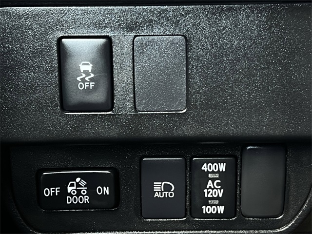 2022 Toyota Tacoma TRD Off-Road White at Baytown Hyundai