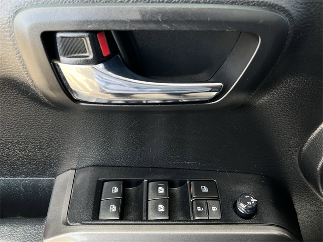 2022 Toyota Tacoma TRD Off-Road White at Baytown Hyundai