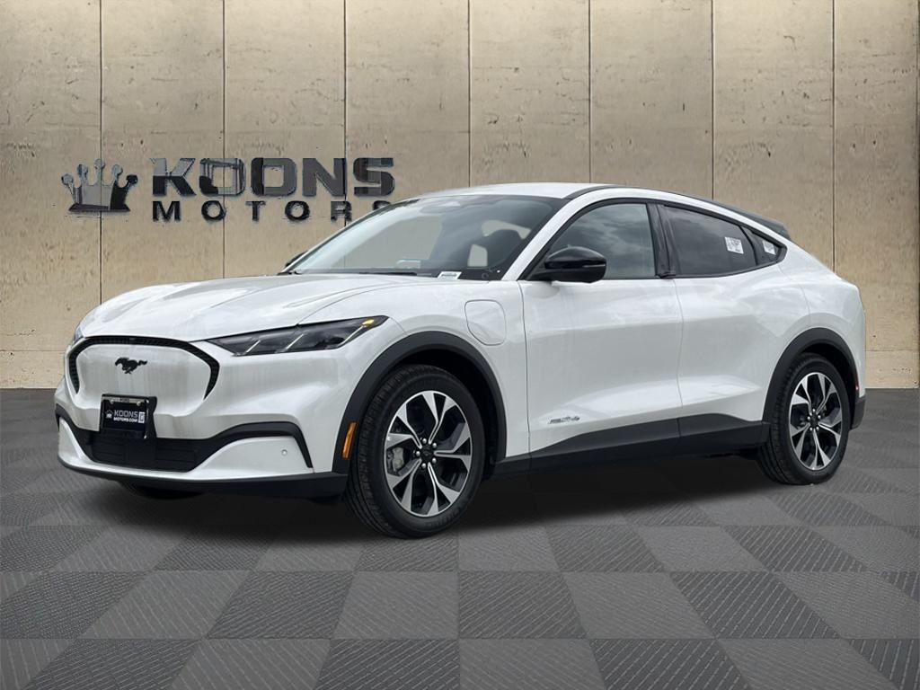 2025 Ford Mustang Mach-E Select AWD's photo